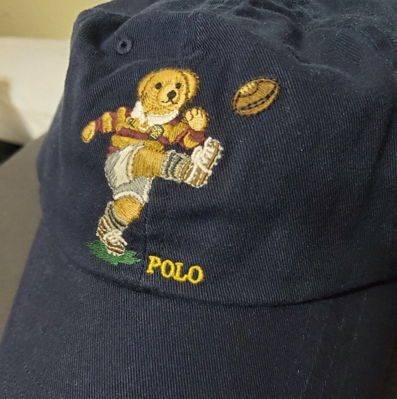 LAST ONE. Polo ralph lauren bear hat - Picture 2 of 5